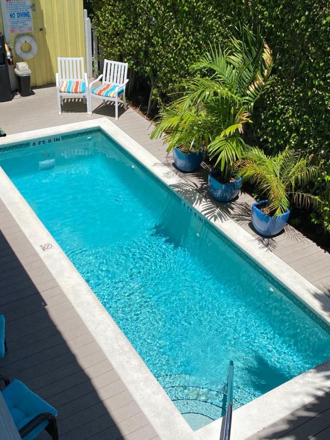 Duval Gardens Bed and Breakfast Key West Buitenkant foto