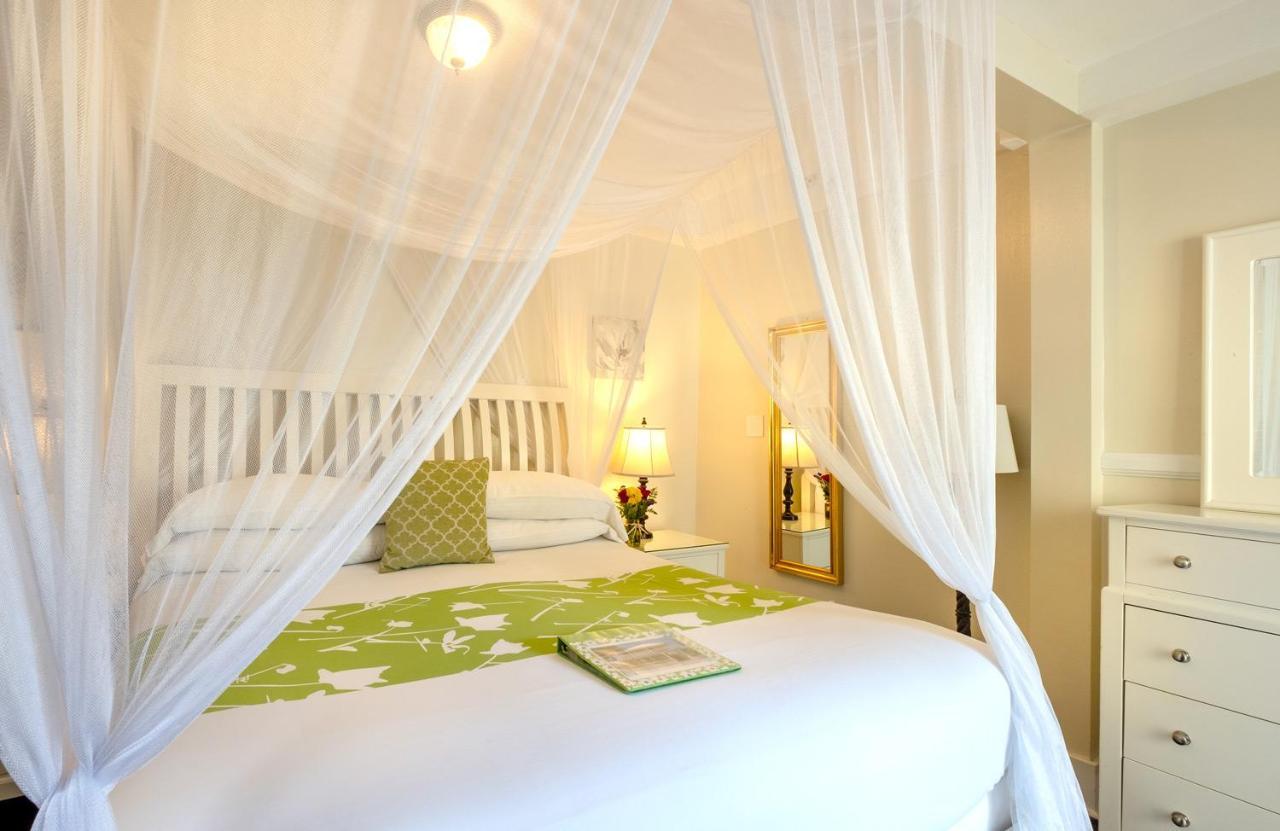 Duval Gardens Bed and Breakfast Key West Buitenkant foto